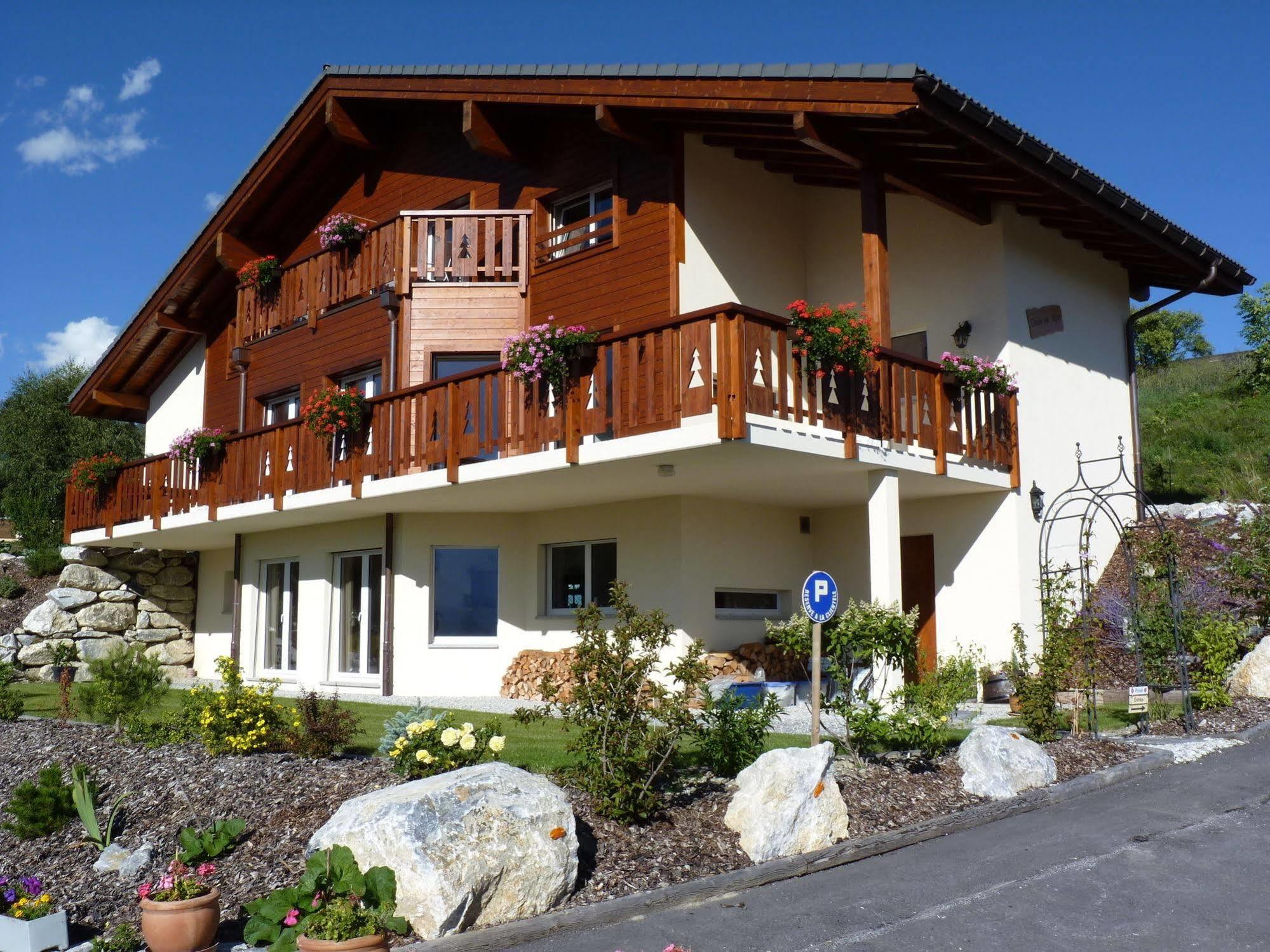 Chalet Des Alpes - Sunset View - Crans-Montana Exteriér fotografie